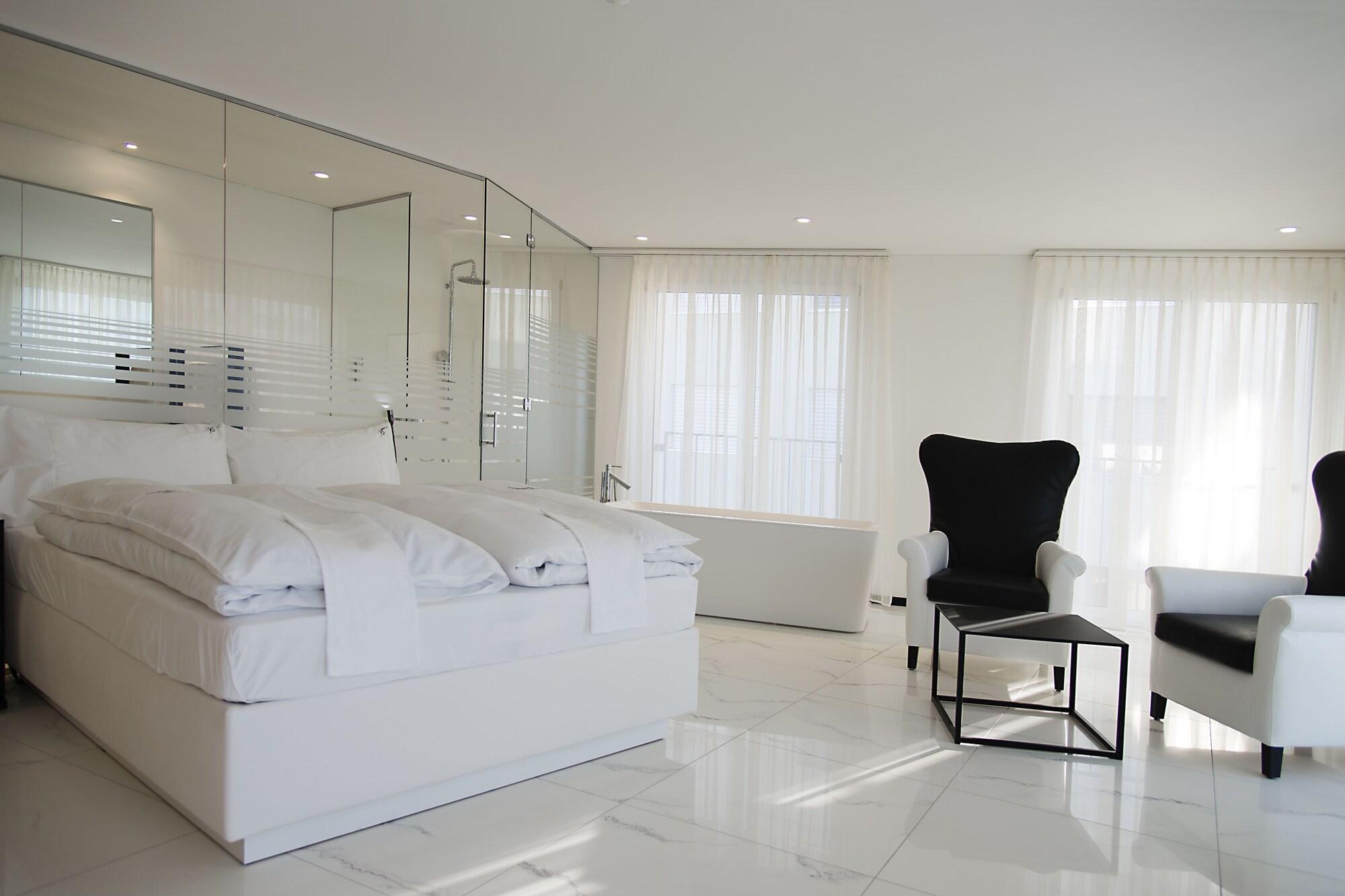 Residence Thessoni Home Zurich -Self Checkin -No Restaurants-Short&Longstay Regensdorf Exterior photo
