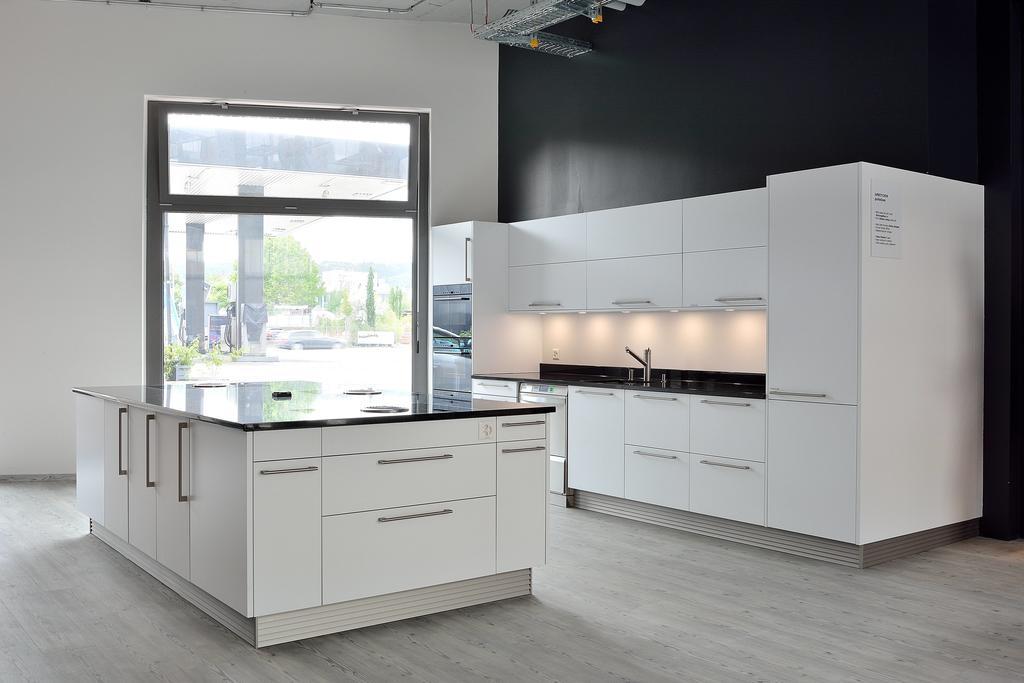 Residence Thessoni Home Zurich -Self Checkin -No Restaurants-Short&Longstay Regensdorf Exterior photo